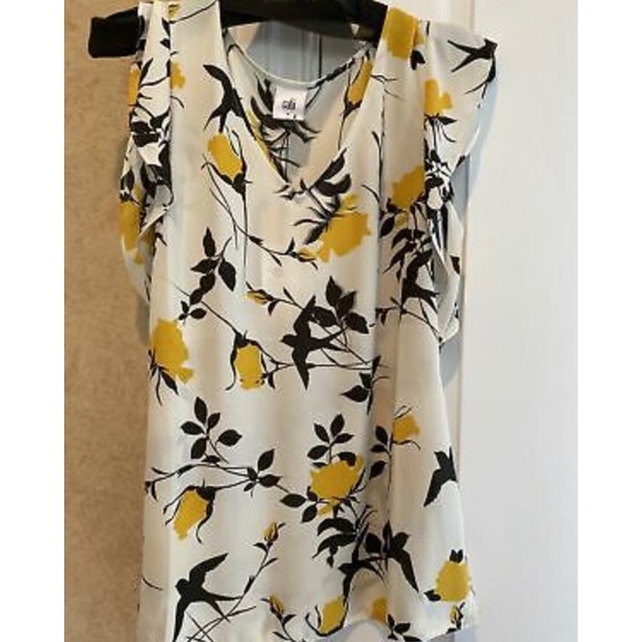 Cabi Birdwatcher Blouse. Item #3693. - Picture 2 of 6